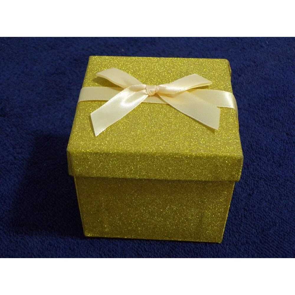 VTG‎ Men's Venezio Dress Classic Gold Tone White Black Leather Band In Gift Box